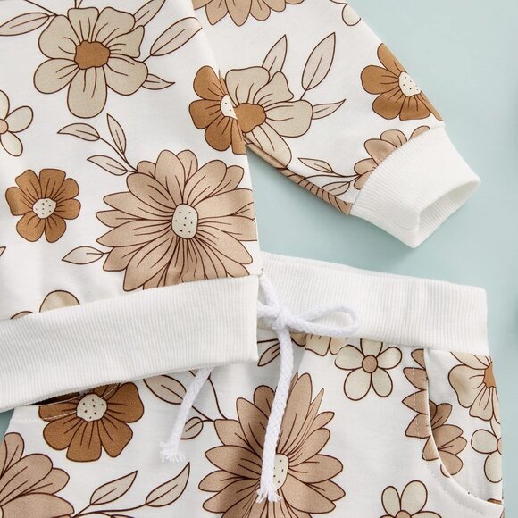 Cozy 3-Piece Fall Winter Baby Girl Clothes: Sweatshirt, Leggings & Bow Headband - Picture 3 of 7